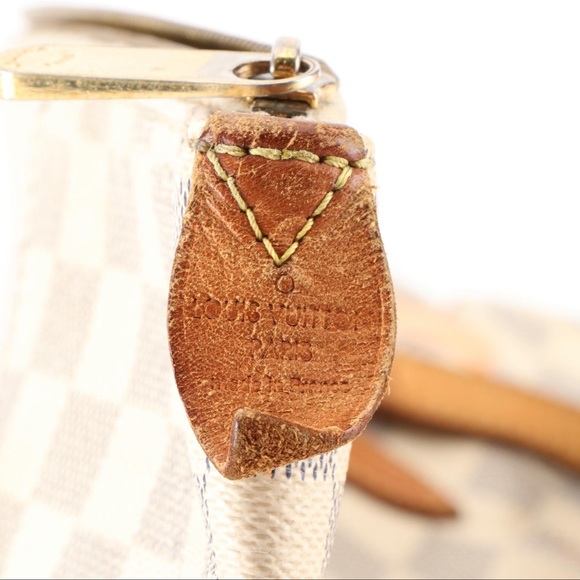 Louis Vuitton Totally MM in Damier Azur Canvas and Vachetta leather. - Picture 4 of 11